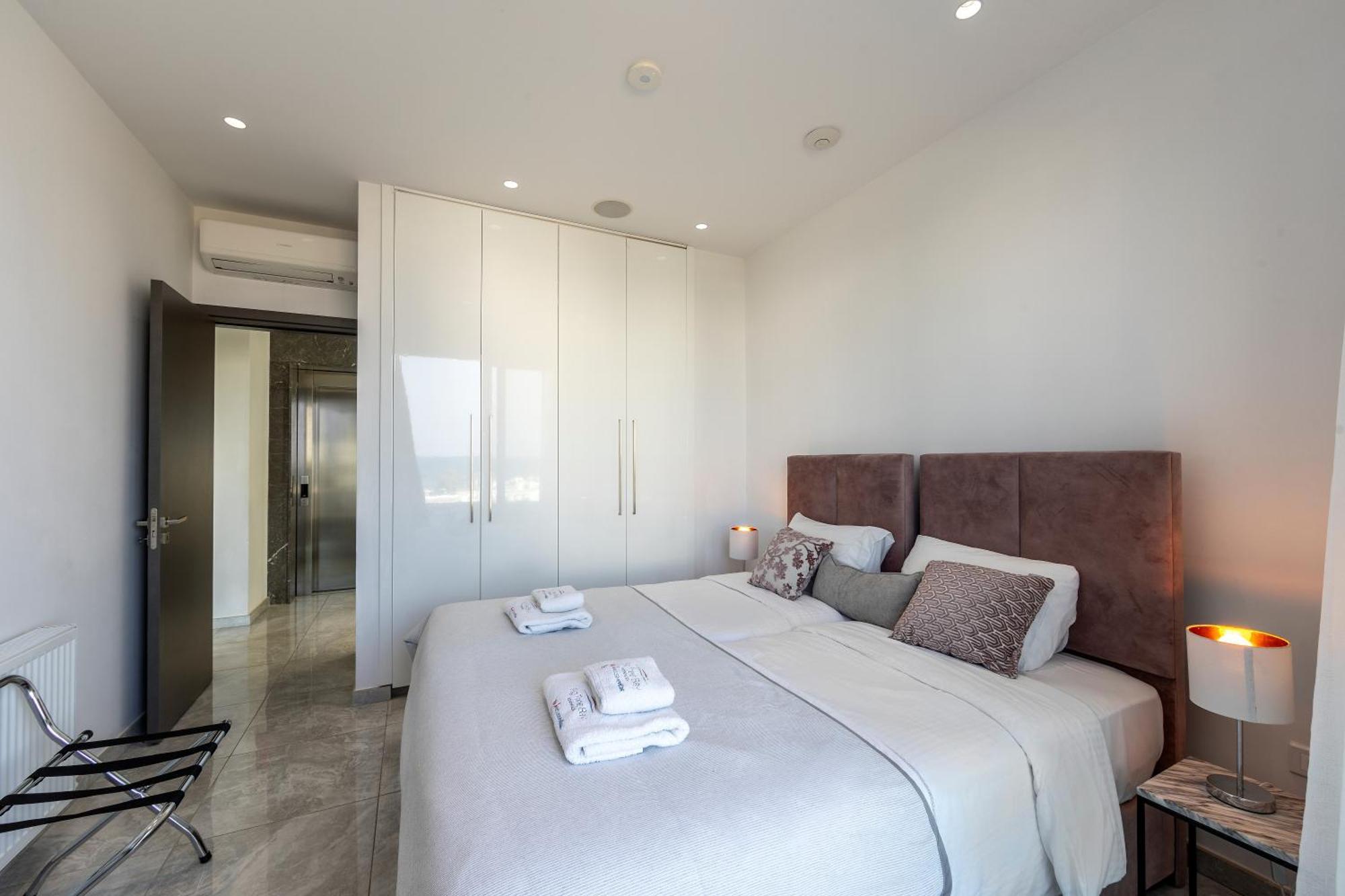 Fig Tree Bay Residences 7 โปรทาราส ภายนอก รูปภาพ