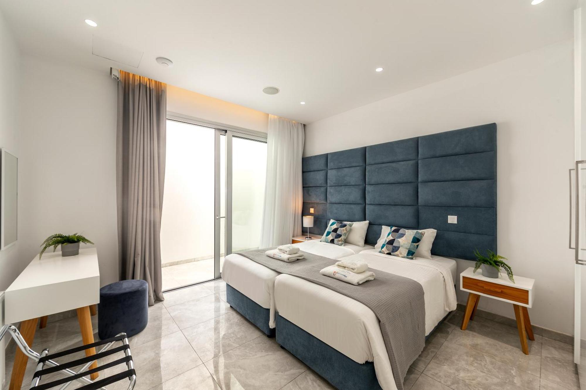 Fig Tree Bay Residences 7 โปรทาราส ภายนอก รูปภาพ